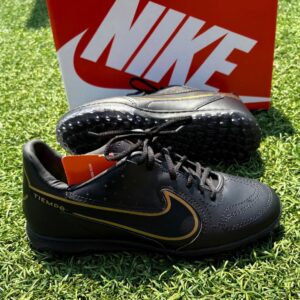 Chuteira Nike Preta