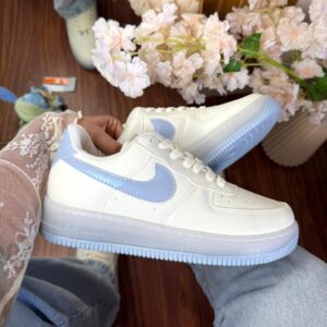 Nike AF1 Azul Sola Transparente