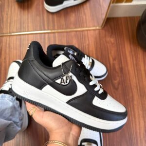 Nike AF1 Preto Courino