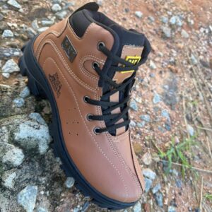 Bota Caterpilla Ref 02