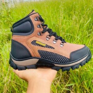 Bota Caterpilla Ref B15