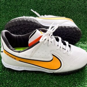 Chuteira Nike Society