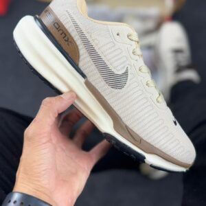 Modelo Nike Zom