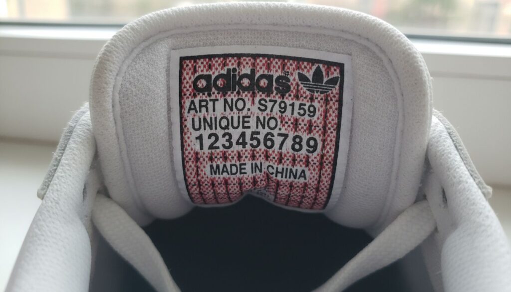 Como saber se o tênis Adidas é original: guia de verificação