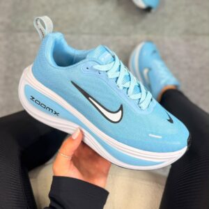 Nike Vomero Plus Grade Baixa